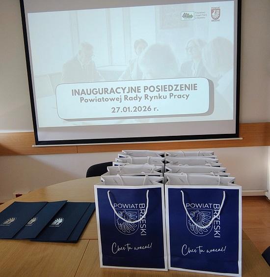 Zdjęcie z posiedzenia Powiatowej Rady Rynku Pracy